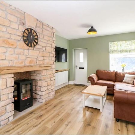 Babbling Brook Cottage Stony Middleton Exterior photo
